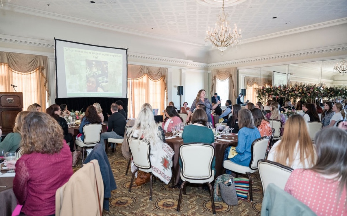 Seated corporate dinners